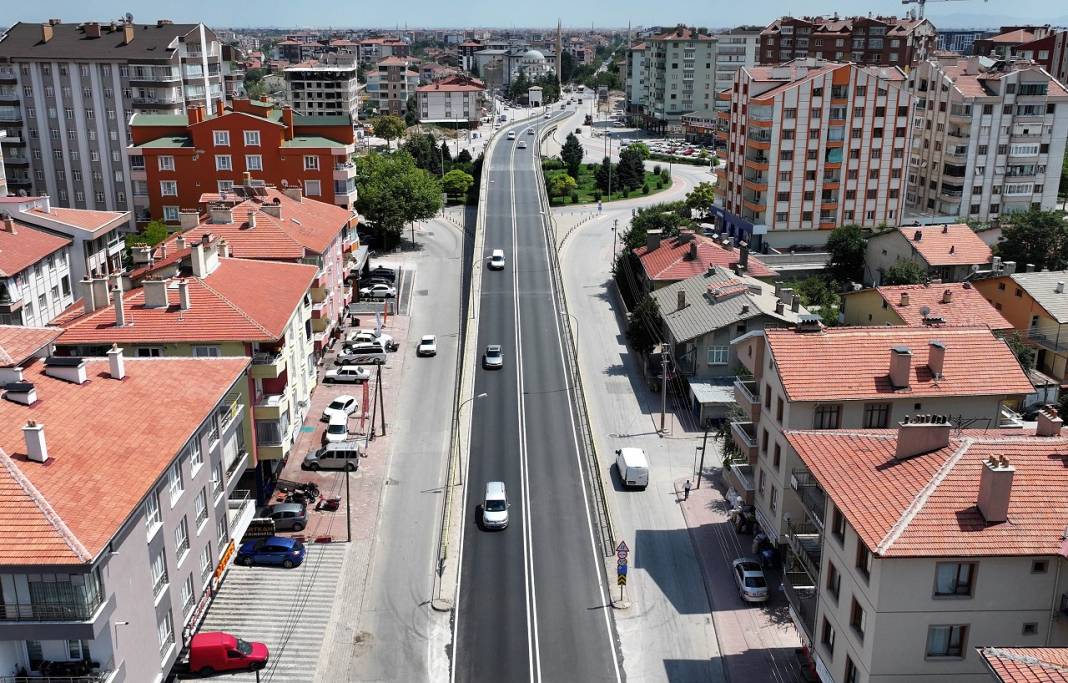 Konya'da Uluyayla ve Altıyol üst geçitleri kaymak gibi oldu 2